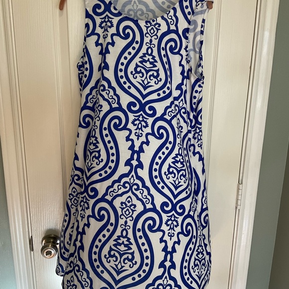 Ladie’s knit tank dress with pockets. - Picture 10 of 10